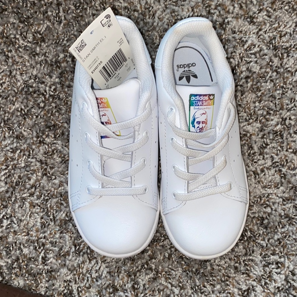 Stan Smith - Picture 1 of 3